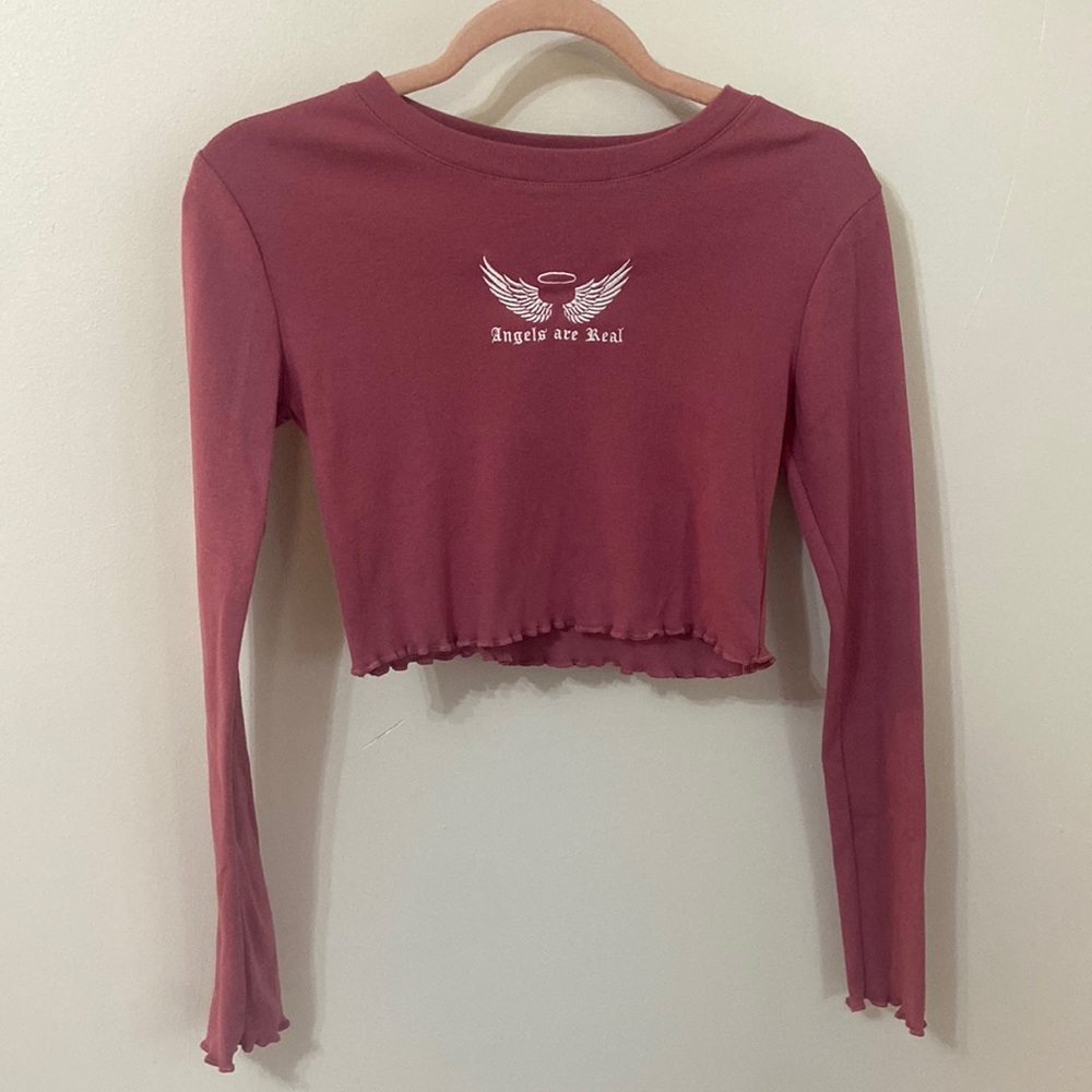 Cute cropped long sleeve top